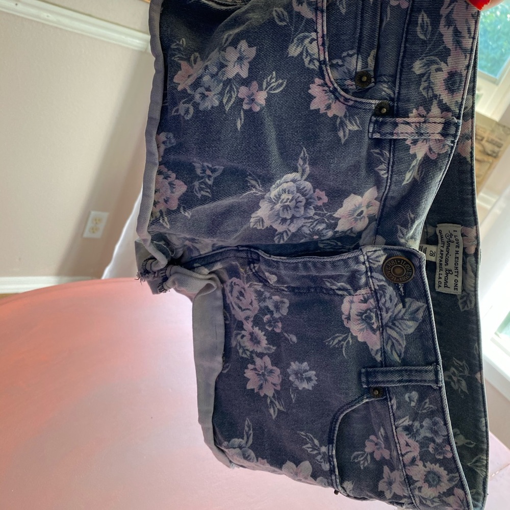 I love h.eighty one floral shorts size 28